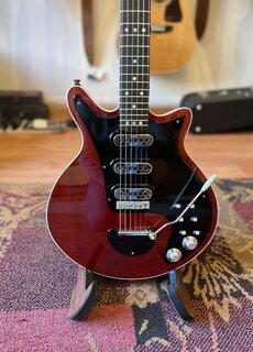 Brian May Guitars (ON HOLD!) Brian May BMG Super Red Special Vintage Cherry