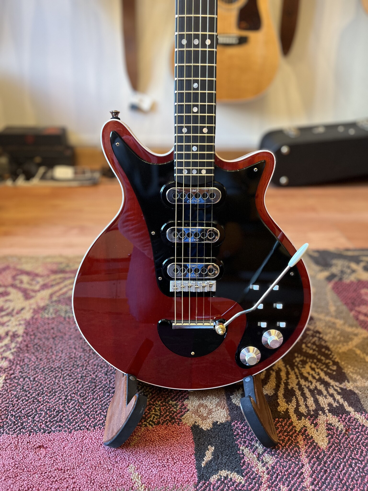 Brian May Guitars (ON HOLD!) Brian May BMG Super Red Special Vintage Cherry