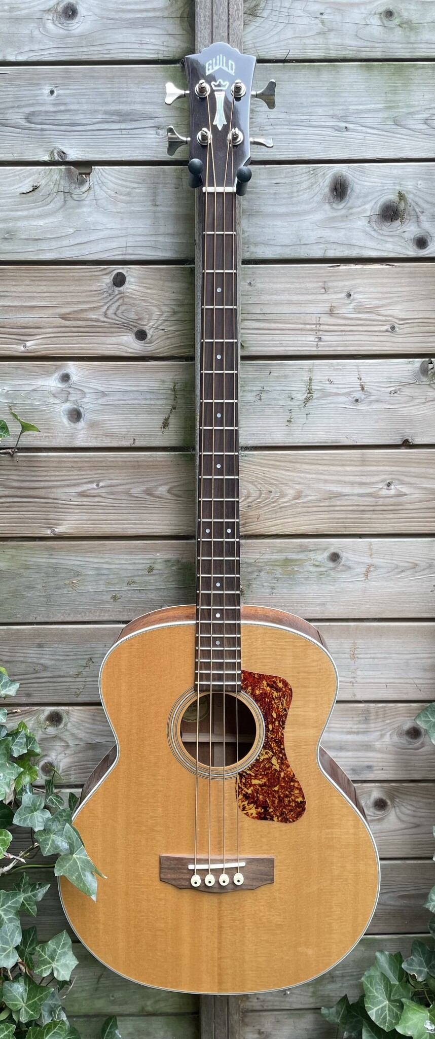 Guild Guild B-140E NAT Westerly Series w/Fishman