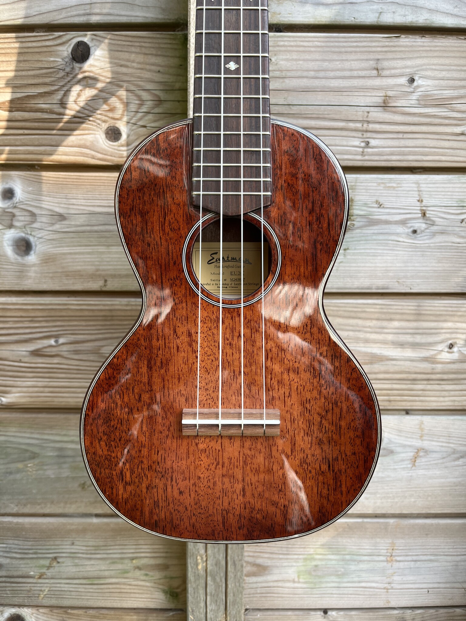 Eastman Eastman EU3C Concert Ukulele (#...167)