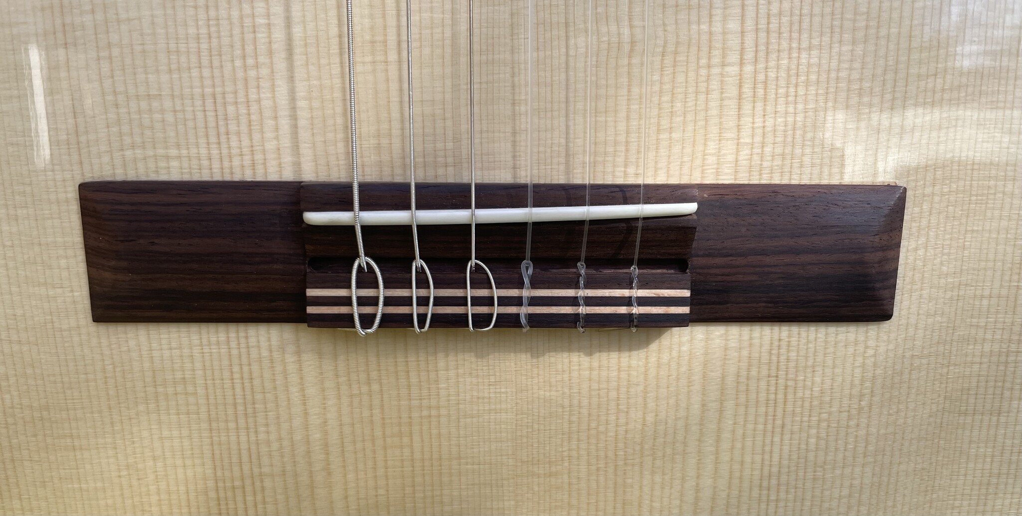 Juan Salvador Juan Salvador 1T Thinline Hybrid
