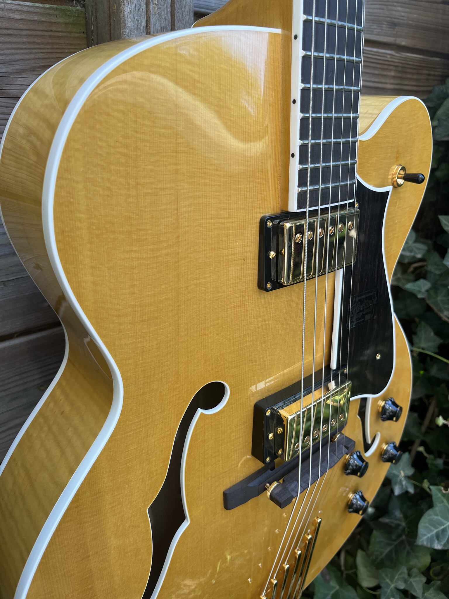 Heritage Heritage Eagle Classic Antique Natural