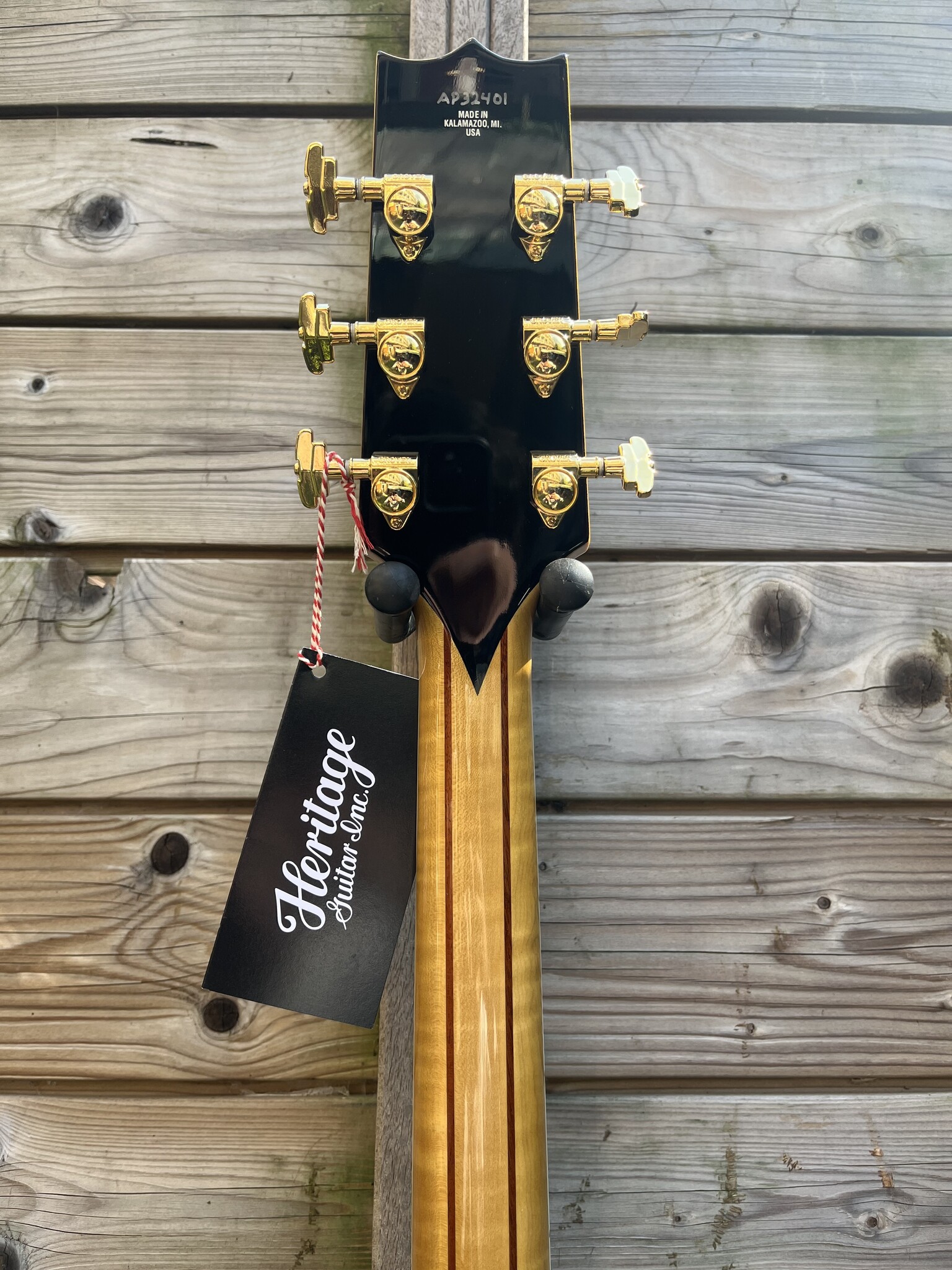 Heritage Heritage Eagle Classic Antique Natural