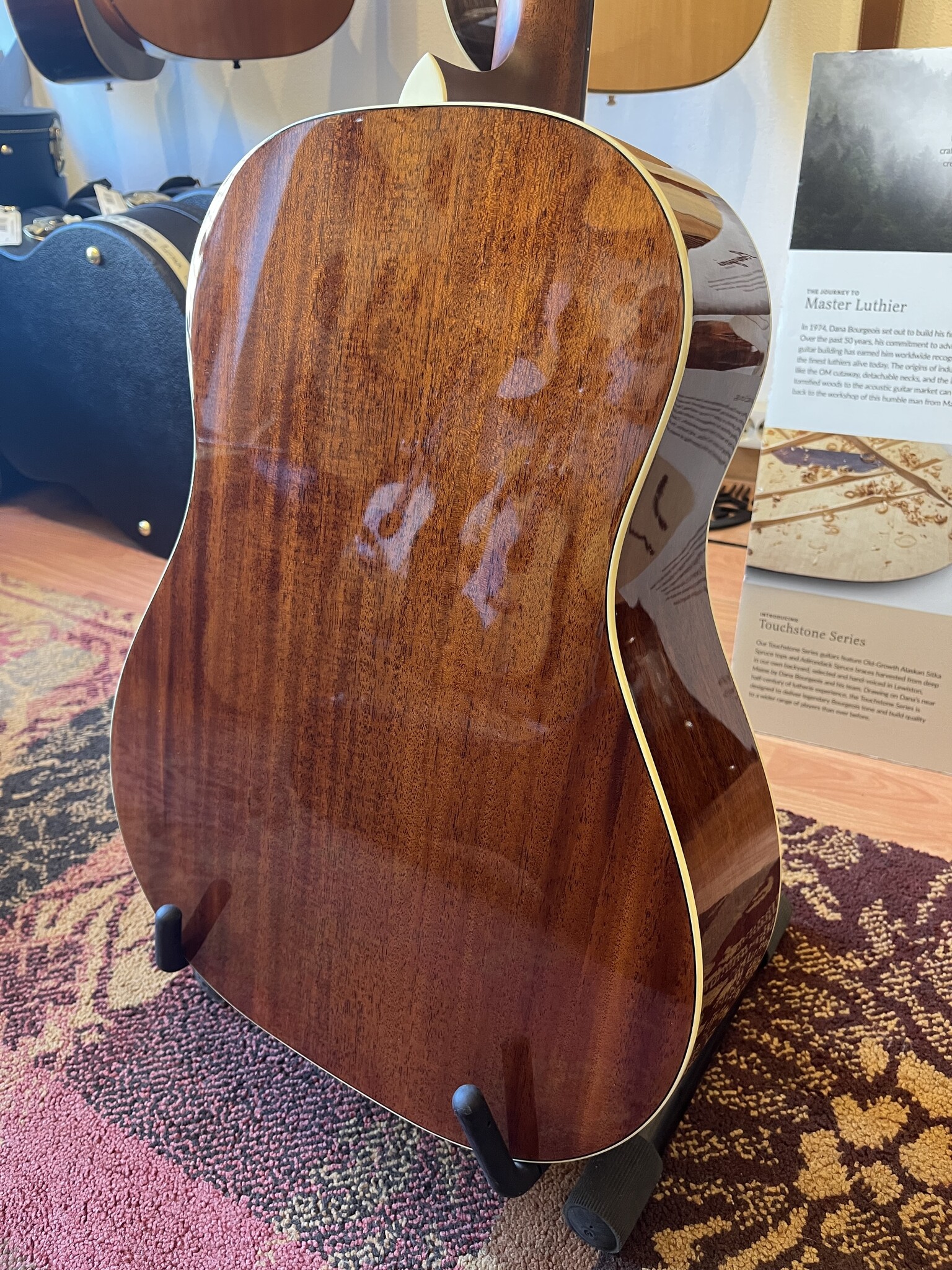 Bourgeois Bourgeois Touchstone Slope Shoulder Dreadnought 'The Standard'/TS