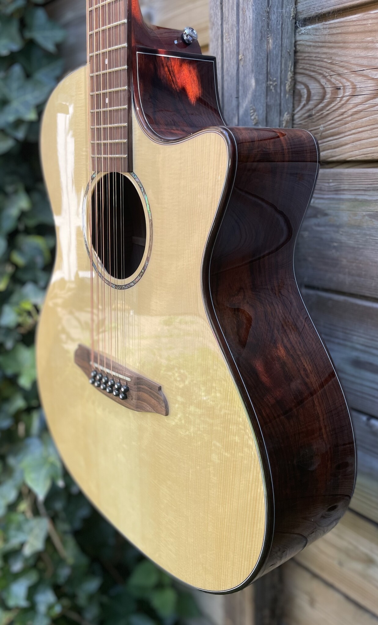 Rathbone Rathbone R3SBCE12-String Grand Auditorium