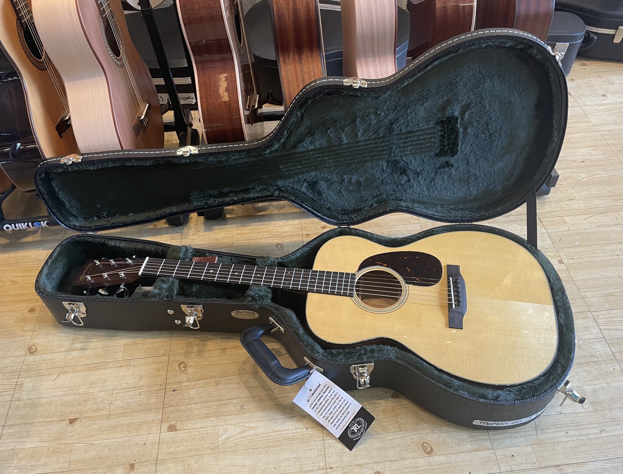 C. F. Martin & Co. Martin 00-18-GE Standard Refresh (#...563)