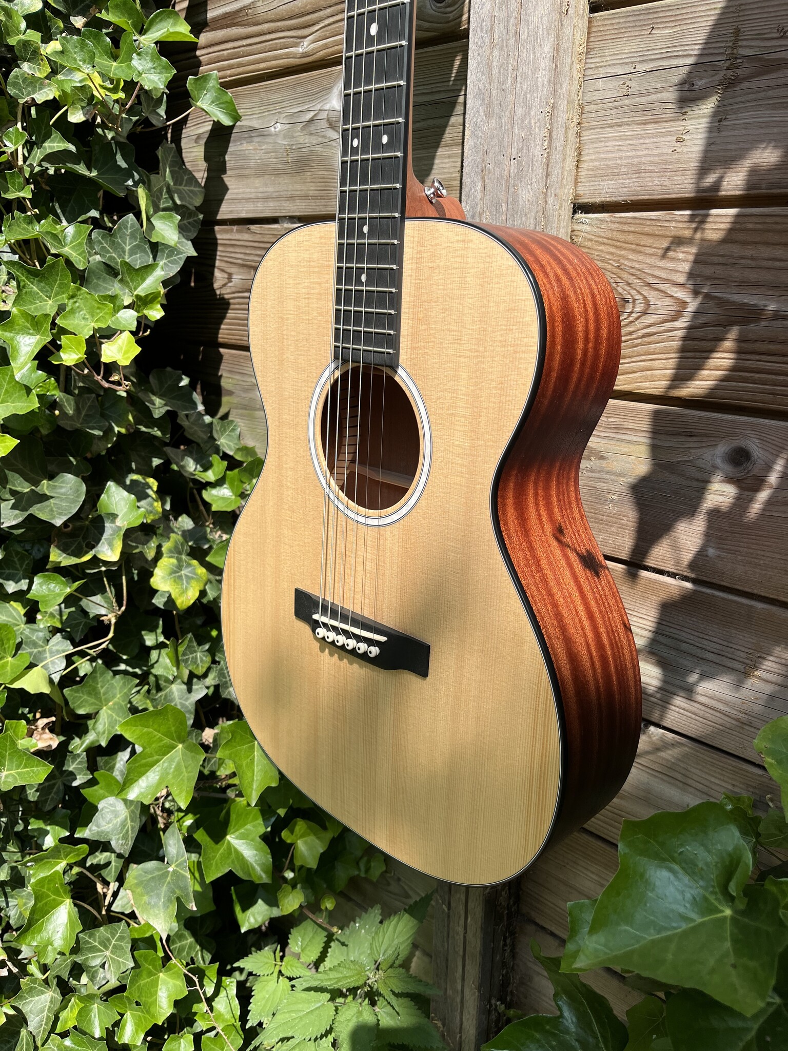C. F. Martin & Co. Martin 000Jr-10