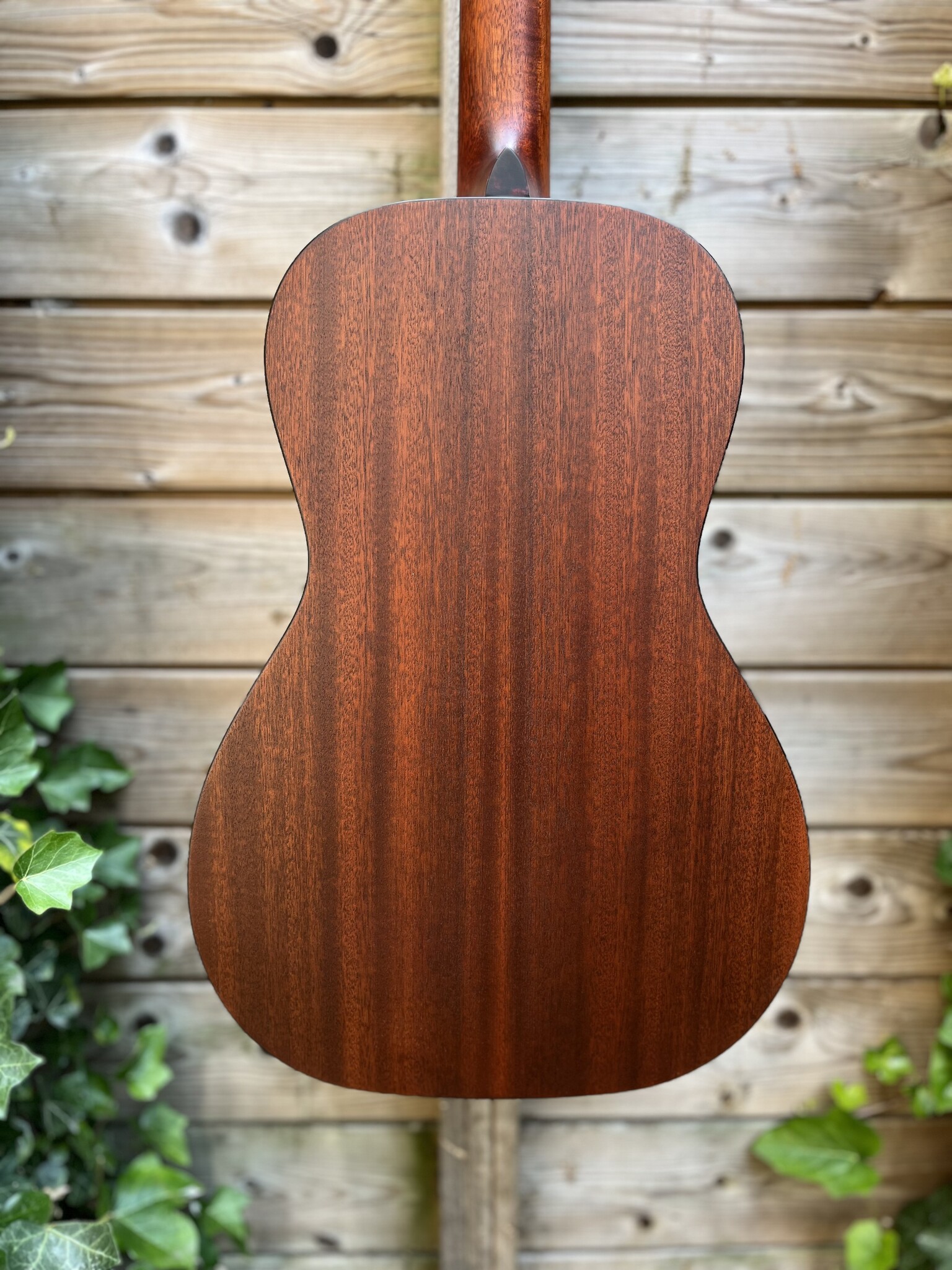 Eastman Eastman E1P-CLA Parlor
