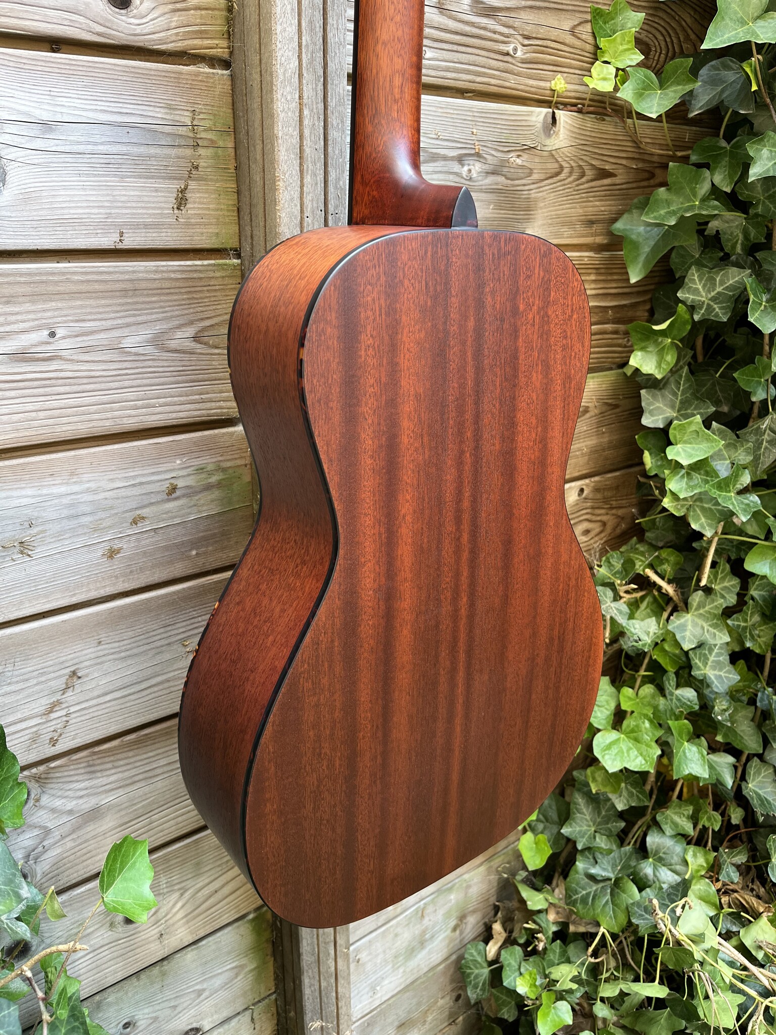 Eastman Eastman E1P-CLA Parlor