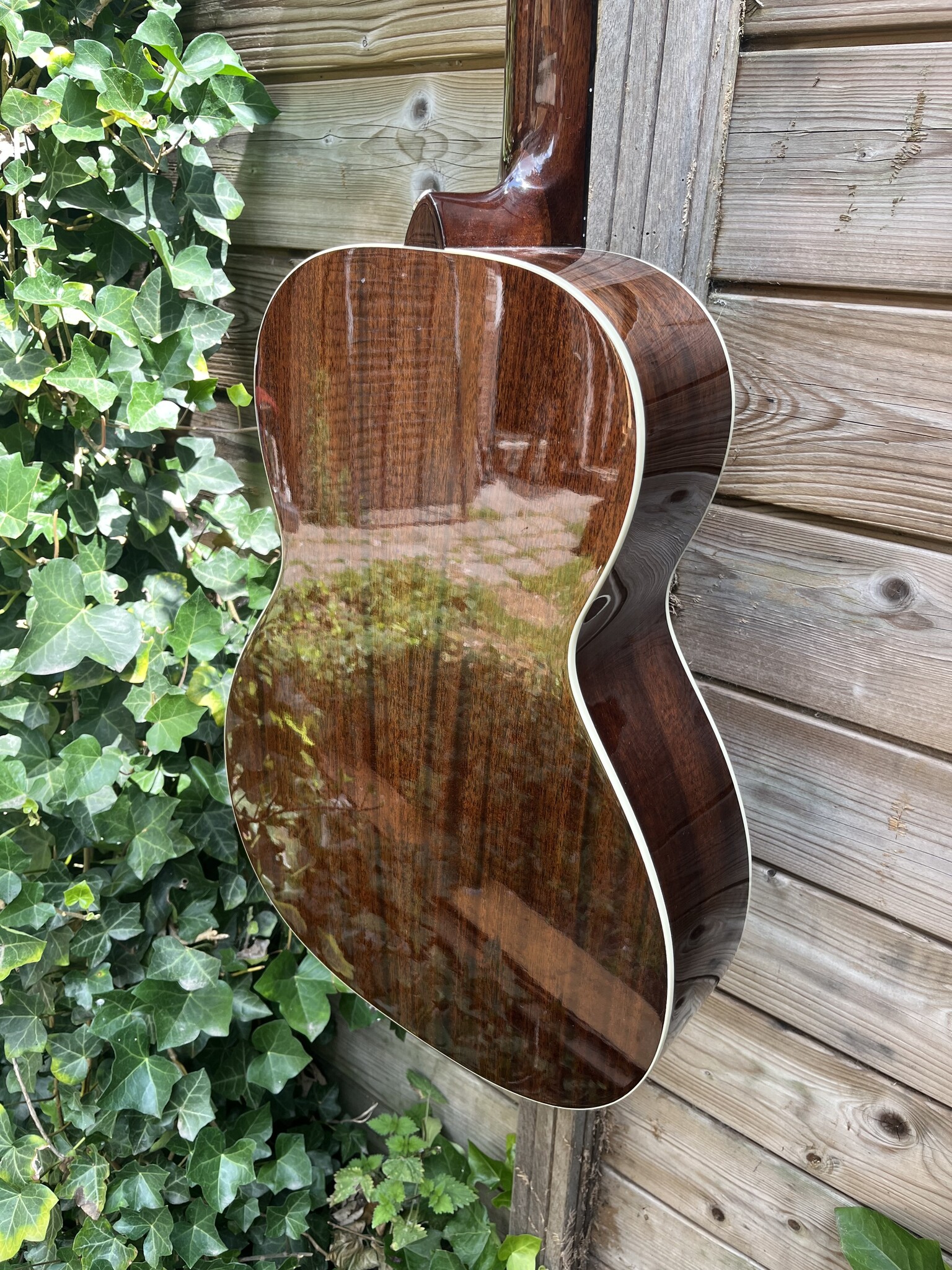 Rathbone Rathbone Mahogany R2M