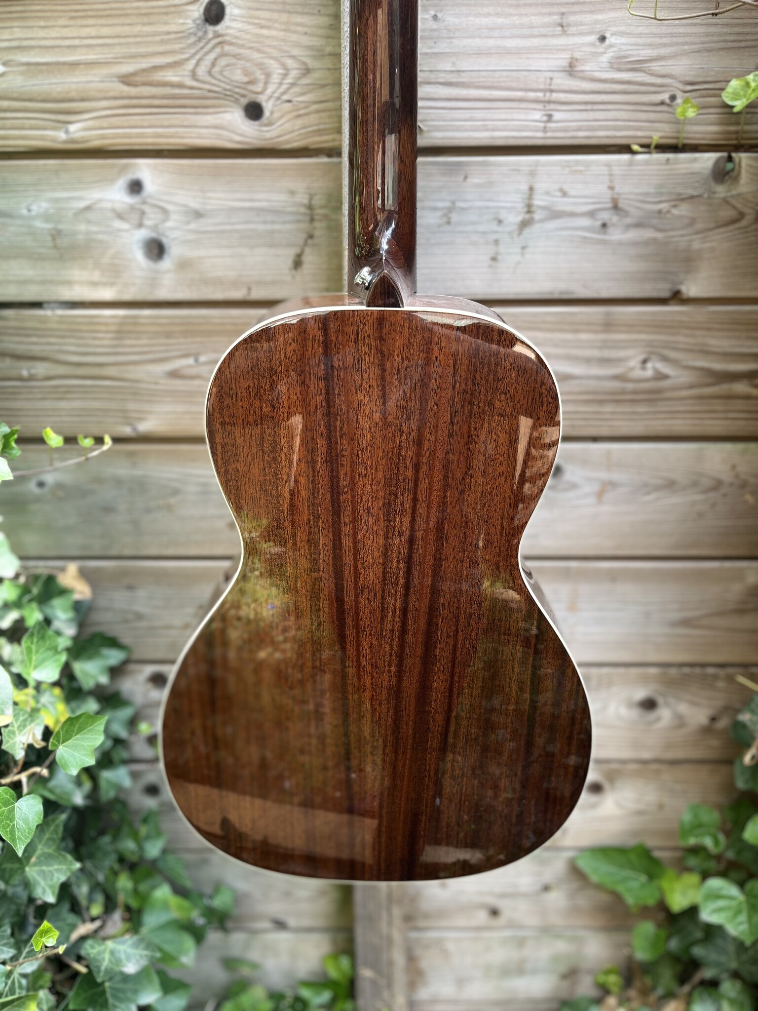Rathbone Rathbone Mahogany R2M