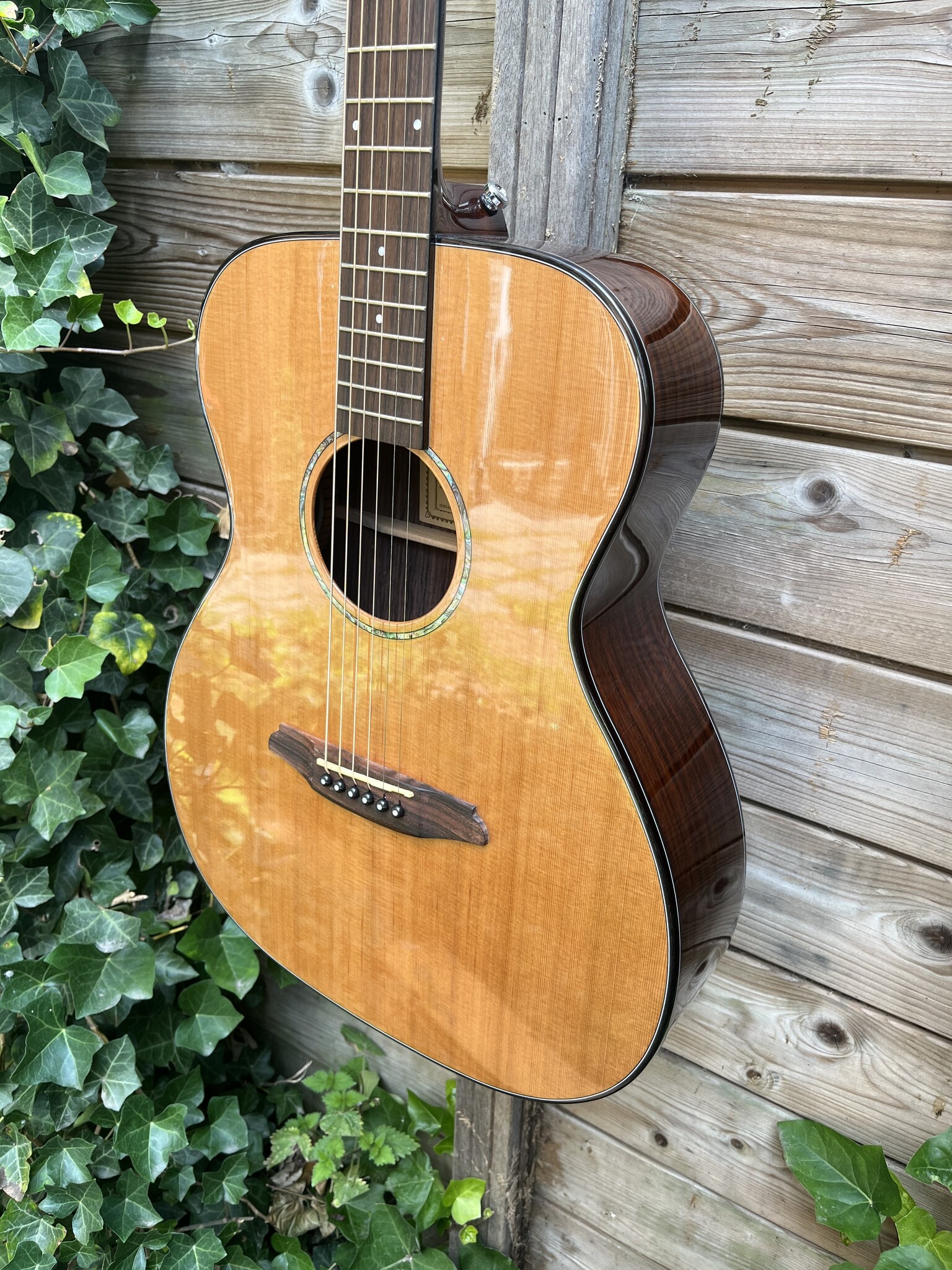 Rathbone Rathbone Cedar/Rosewood R2CRE