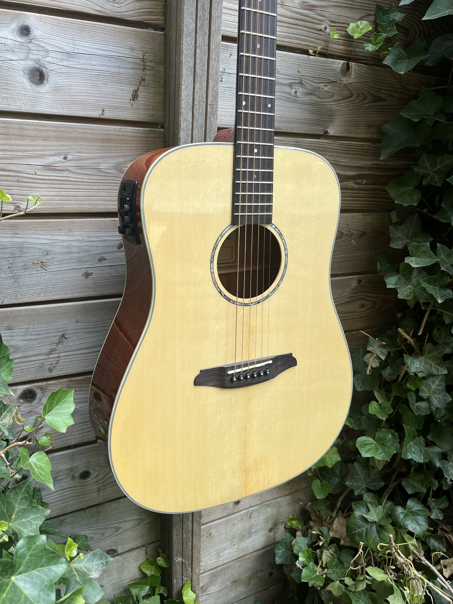 Rathbone Rathbone Spruce/Mahogany R5SME