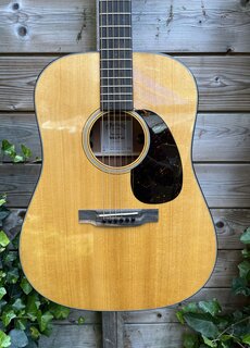 C. F. Martin & Co. Martin DE Retro Plus Road Series