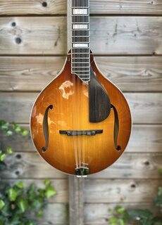 Eastman Eastman MDO605 Goldburst Octaaf Mandoline