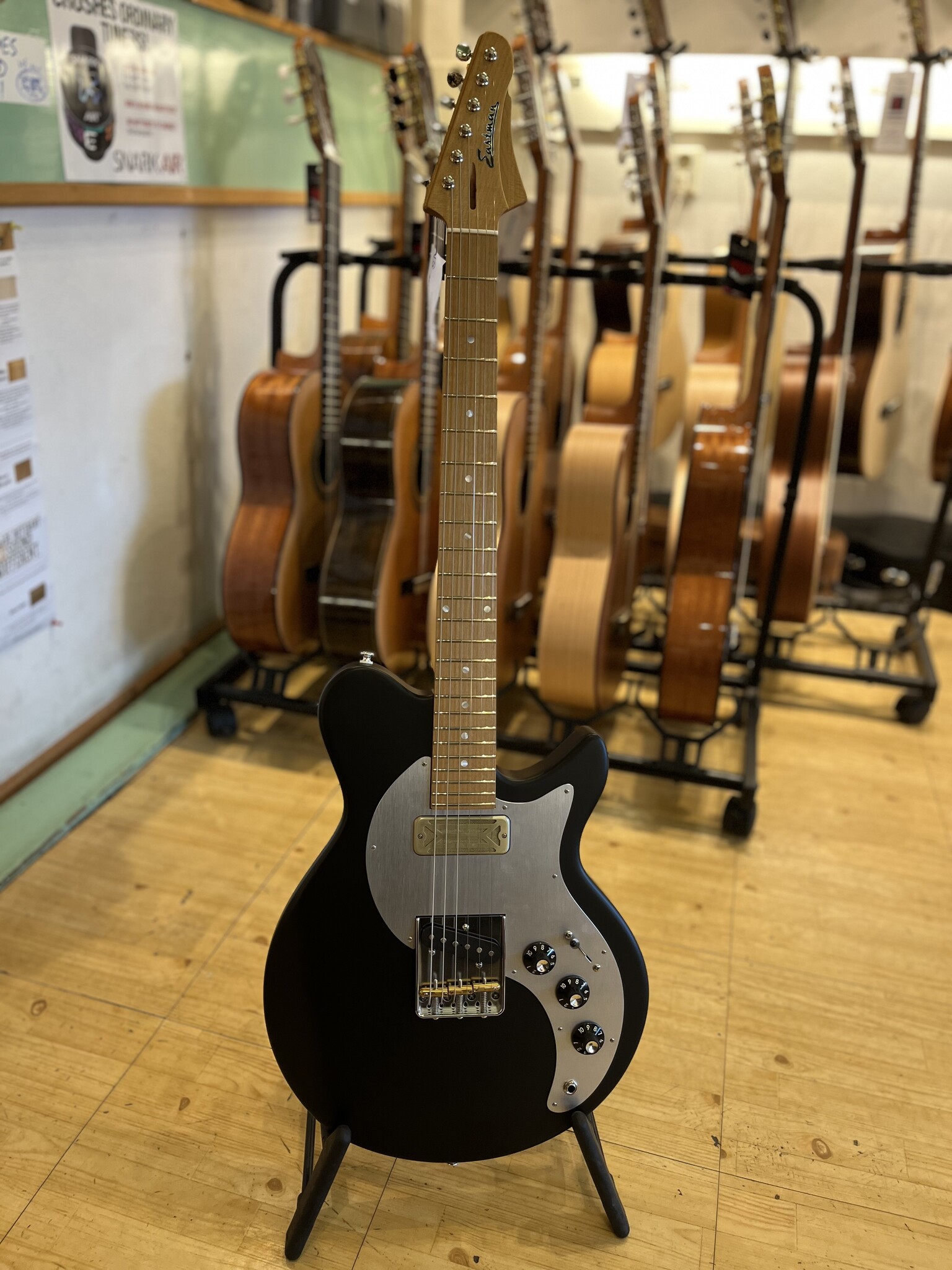 Eastman Eastman Fullertone SC'52 Moss Black