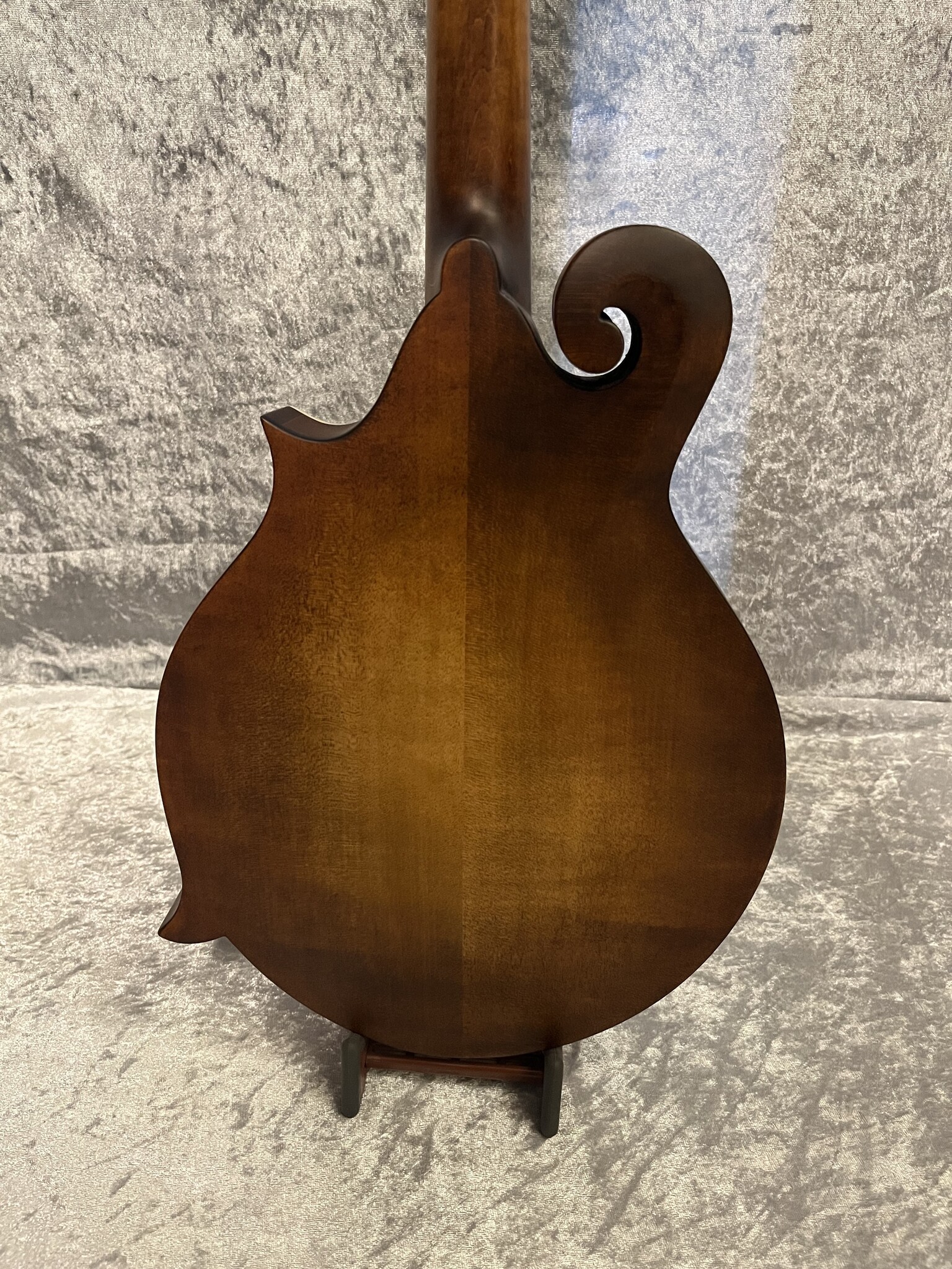 Eastman Eastman MD315 Adirondack 'Wide Nut' Amberburst