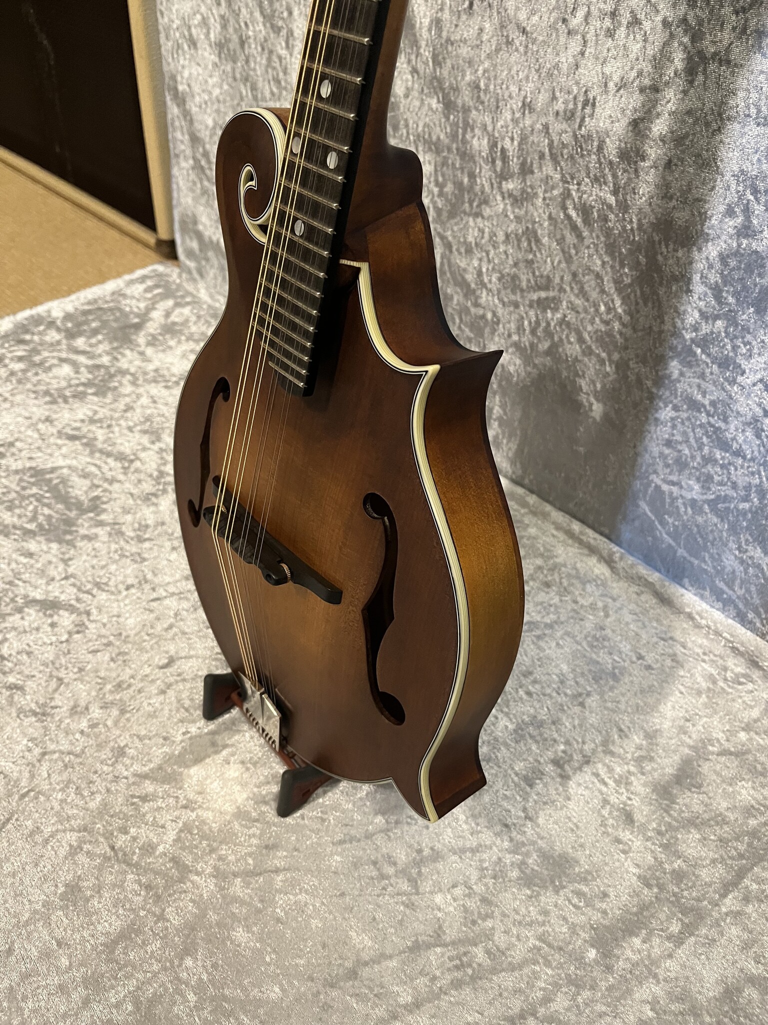 Eastman Eastman MD315 Adirondack 'Wide Nut' Amberburst