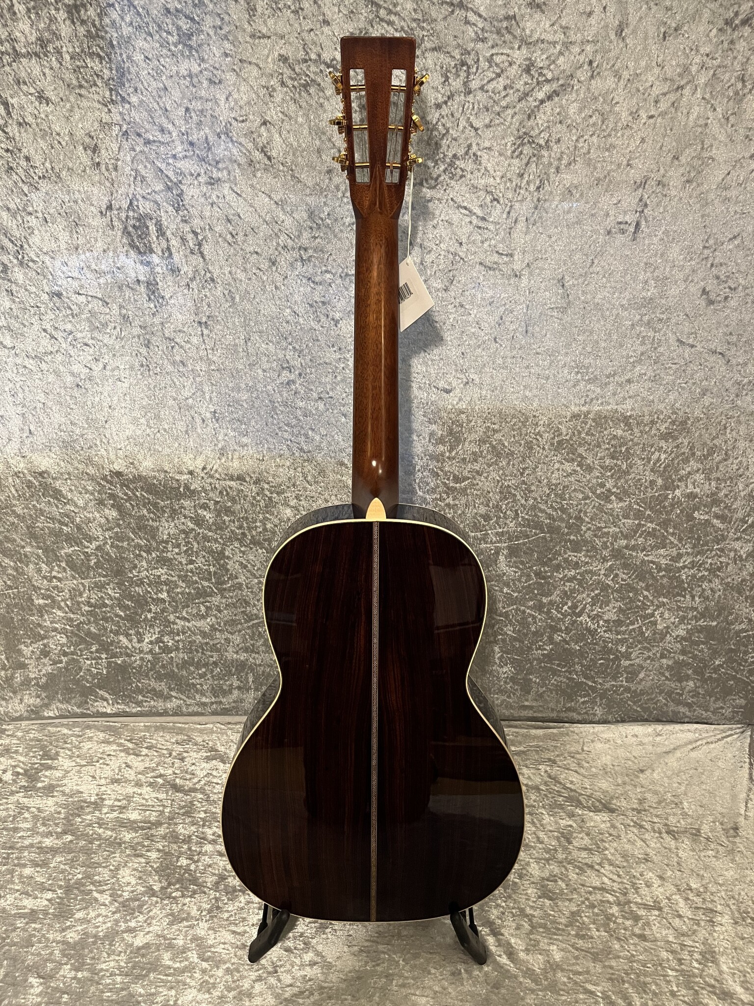 C. F. Martin & Co. Martin 0012-28 Modern Deluxe (#...675)