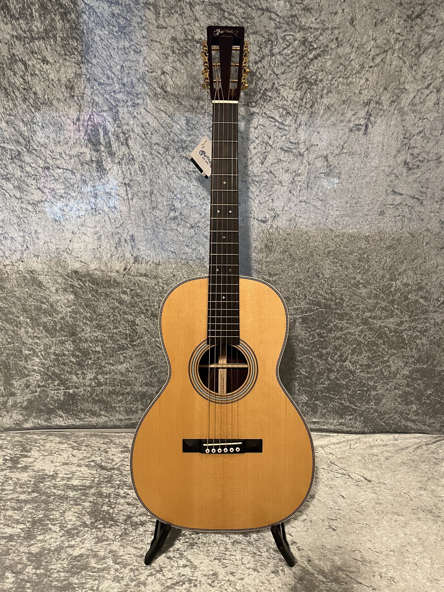 C. F. Martin & Co. Martin 0012-28 Modern Deluxe (#...675)