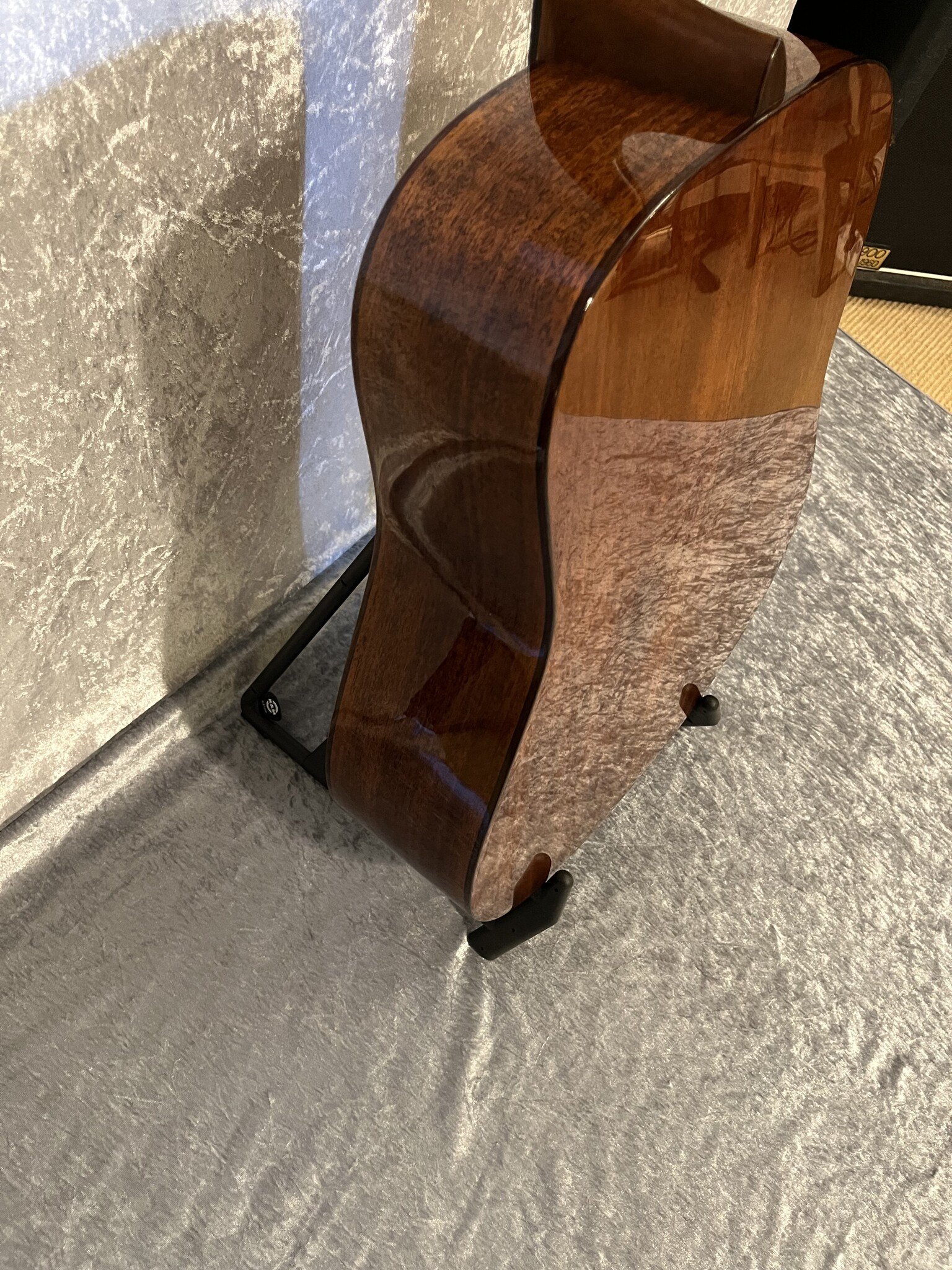 C. F. Martin & Co. Martin D-18 Modern Deluxe (#...612)