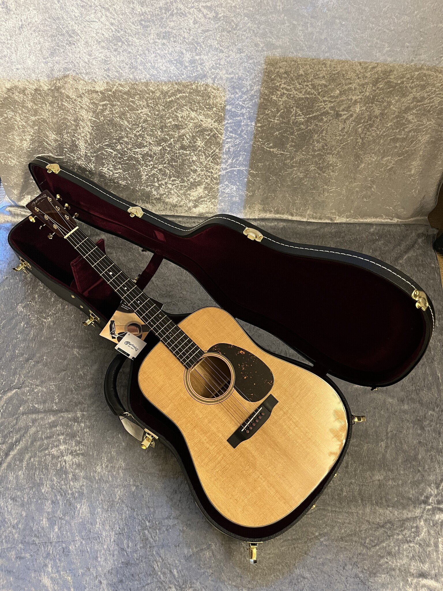 C. F. Martin & Co. Martin D-18 Modern Deluxe (#...612)