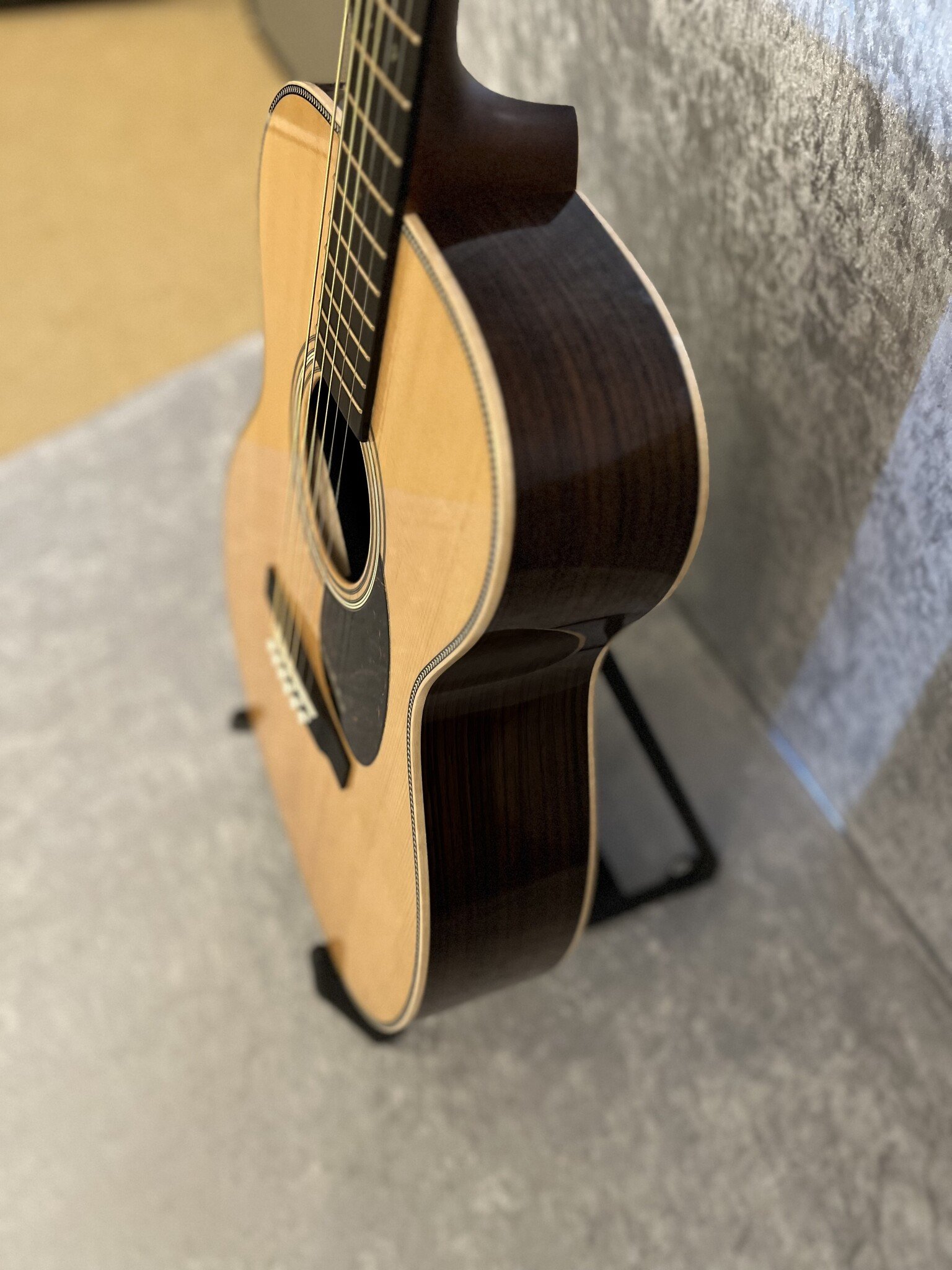 C. F. Martin & Co. Martin OM-28 Modern Deluxe (#...036)