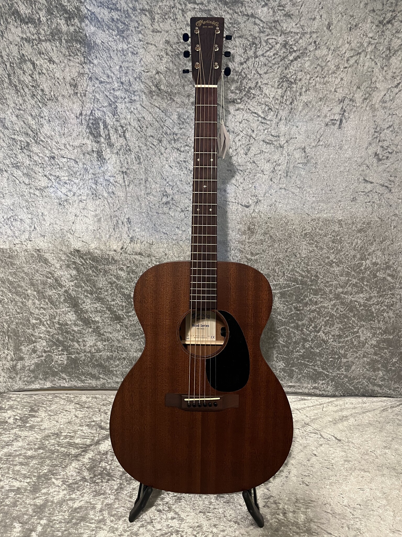 C. F. Martin & Co. Martin 000-10E Retro Sapele