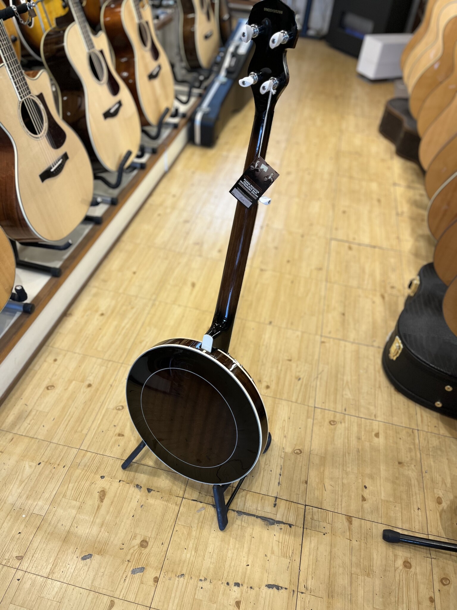 Barnes & Mullins Barnes & Mullins London W. 'Rathbone' 5-String Electro Banjo BJ400E