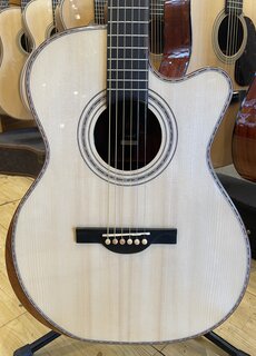 Mérida Extrema Guitars Merida Tempest