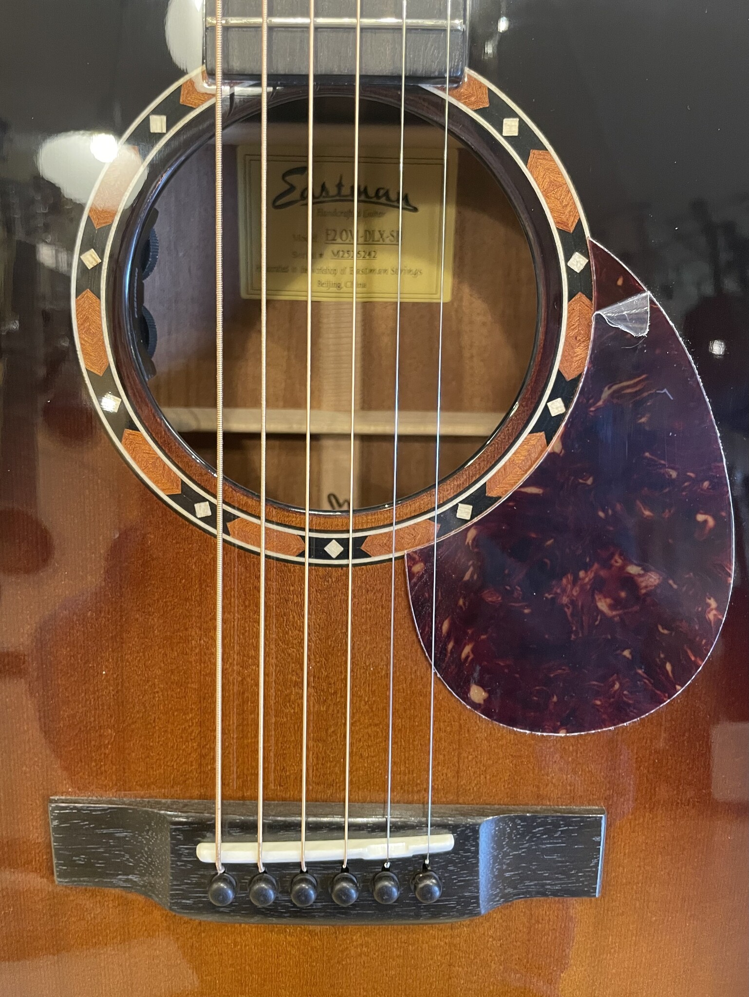 Eastman Eastman E2 OM-DLX Sunburst
