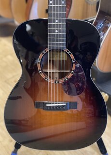 Eastman Eastman E2 OM-DLX Sunburst