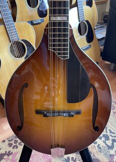 Eastman Eastman MDO605E Goldburst Octave Mandolin