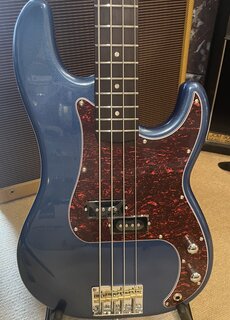 JET Guitars JET P-Bass JPB-300 Navy Blue