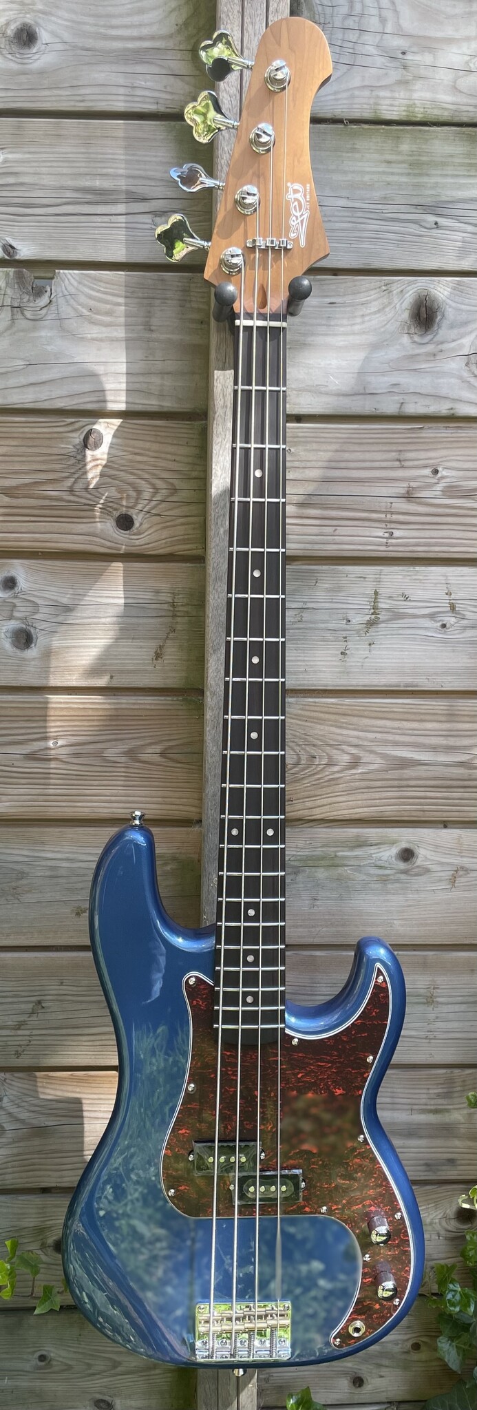 JET Guitars JET P-Bass JPB-300 Navy Blue