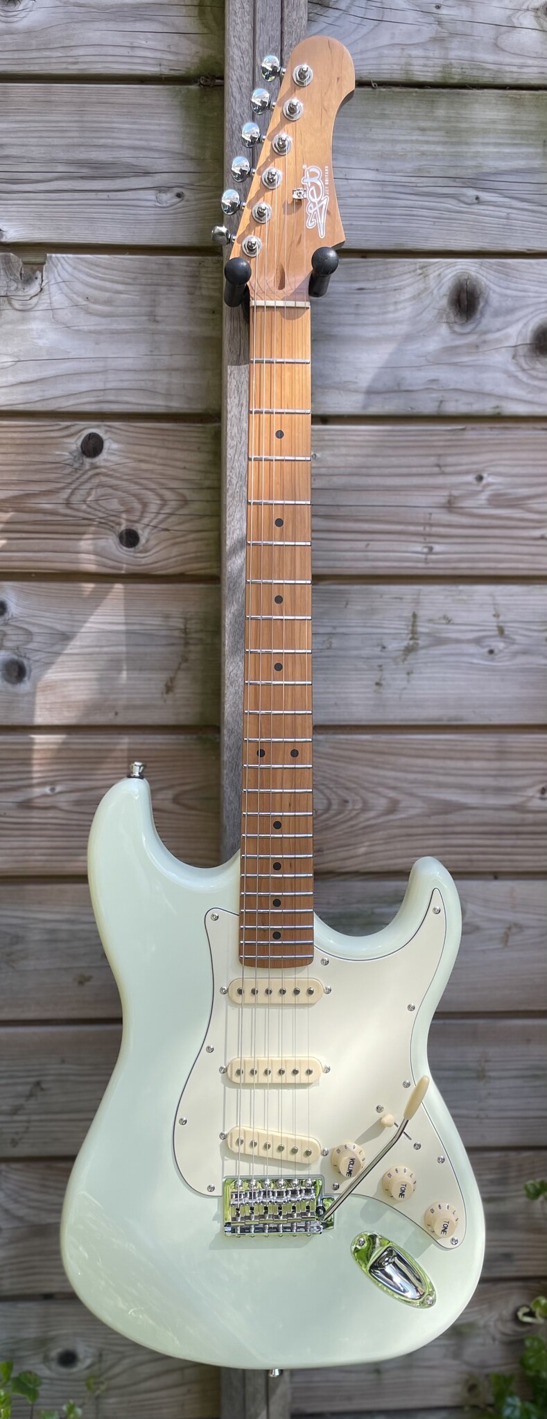 JET Guitars JET Strat JS-300 Olympic White