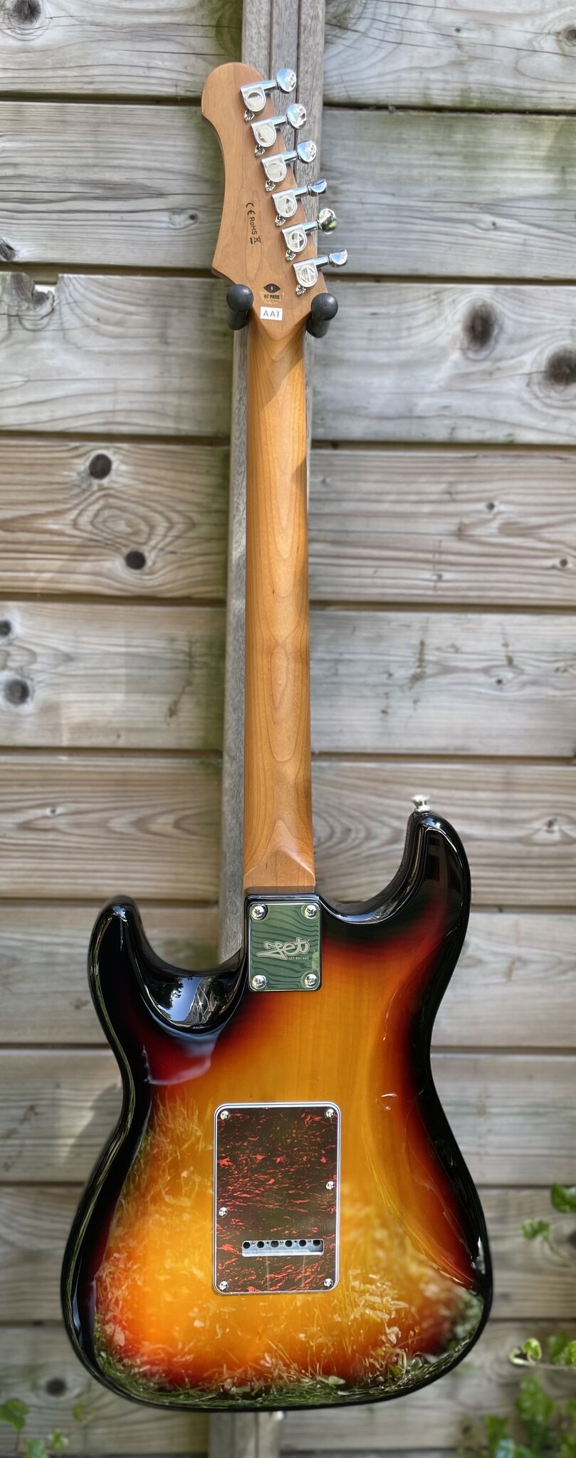 JET Guitars JET Strat JS-300 Sunburst