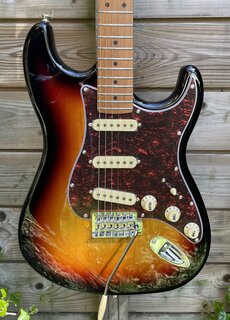 JET Guitars JET Strat JS-300 Sunburst