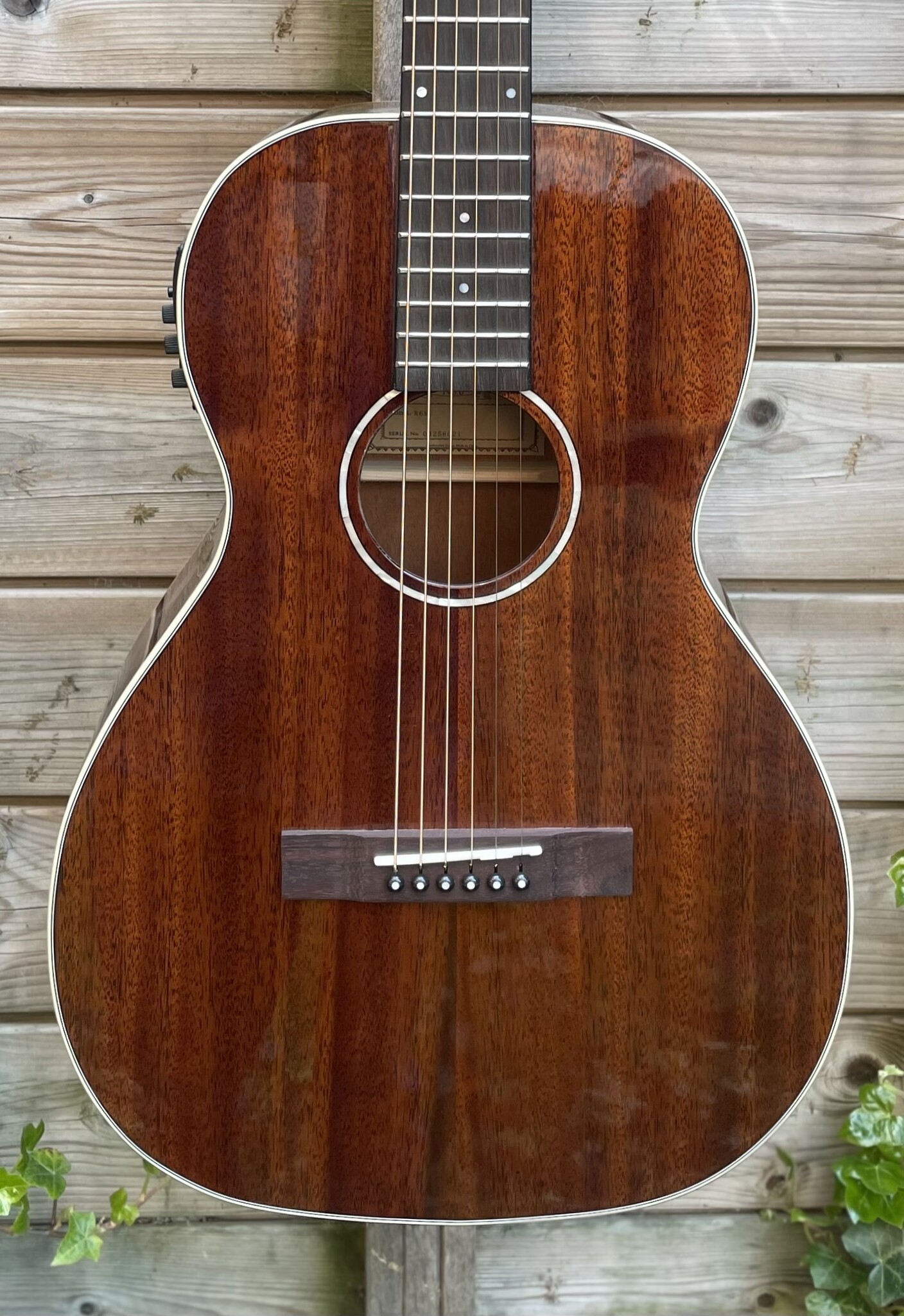 Rathbone Rathbone Mahogany R6ME