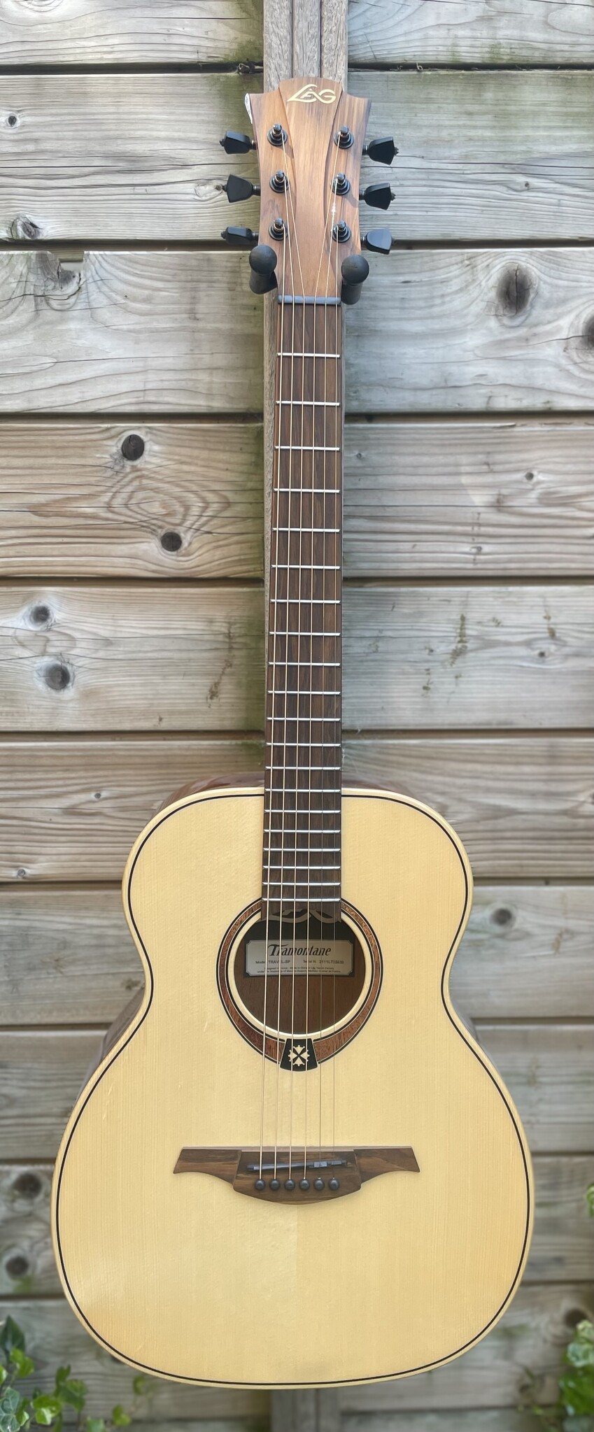 Lâg Guitars LAG Tramontane Travel-SP Spruce