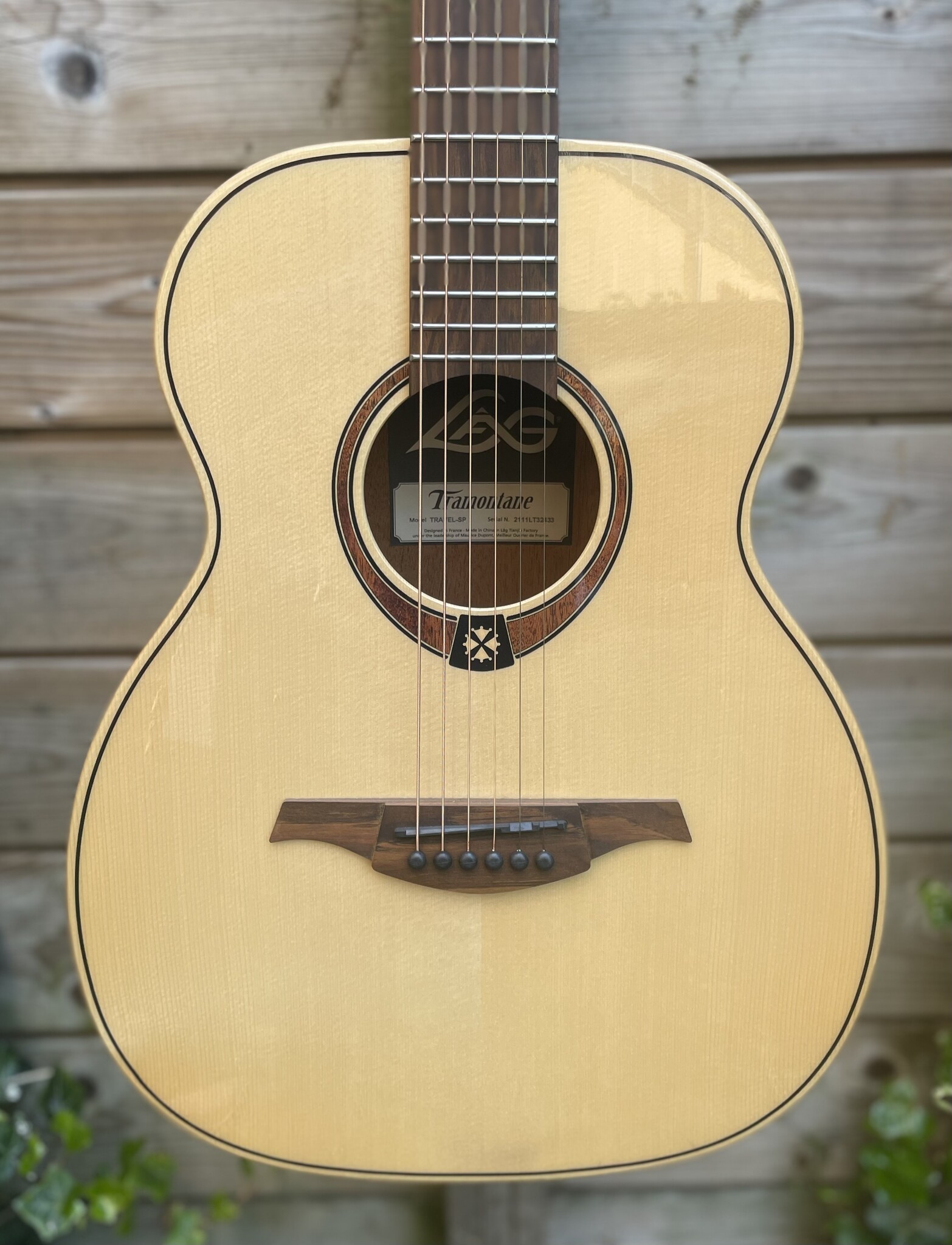 Lâg Guitars LAG Tramontane Travel-SP Spruce