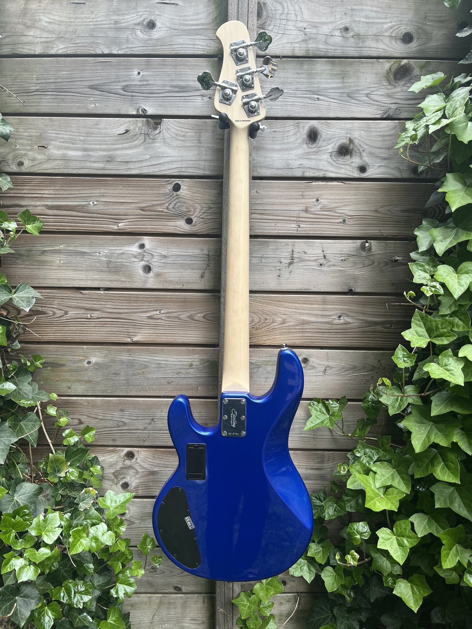 Sterling by Music Man Sterling Music Man StingRay 4 HH Cobra Blue