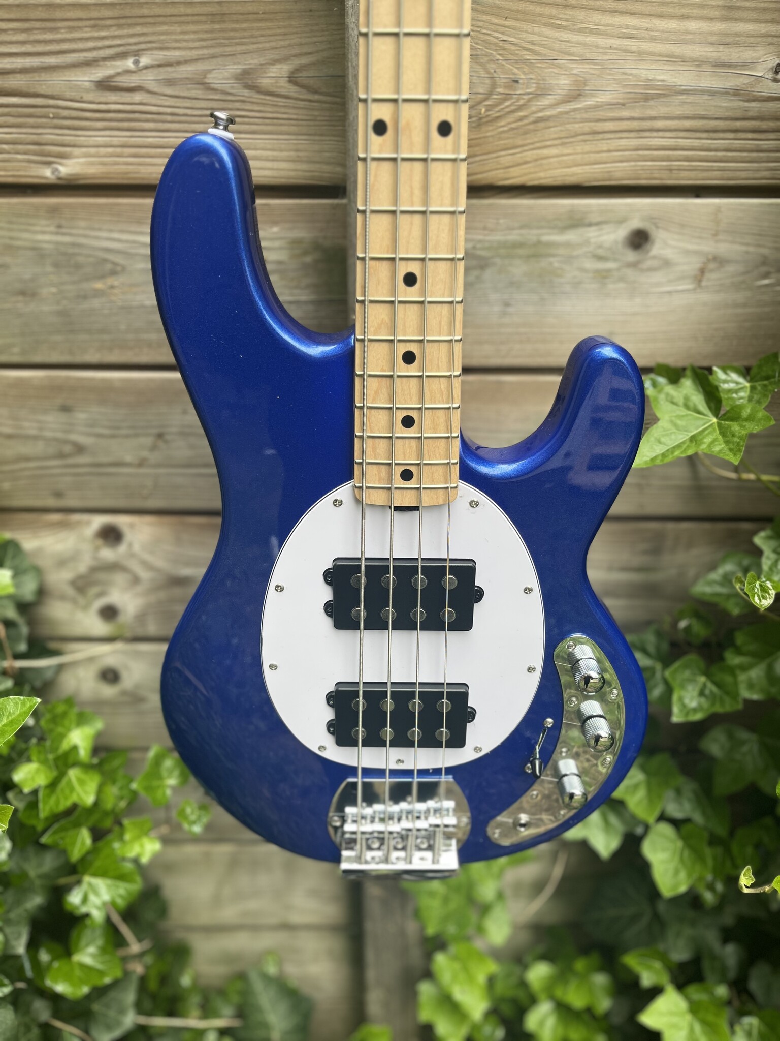 Sterling by Music Man Sterling Music Man StingRay 4 HH Cobra Blue