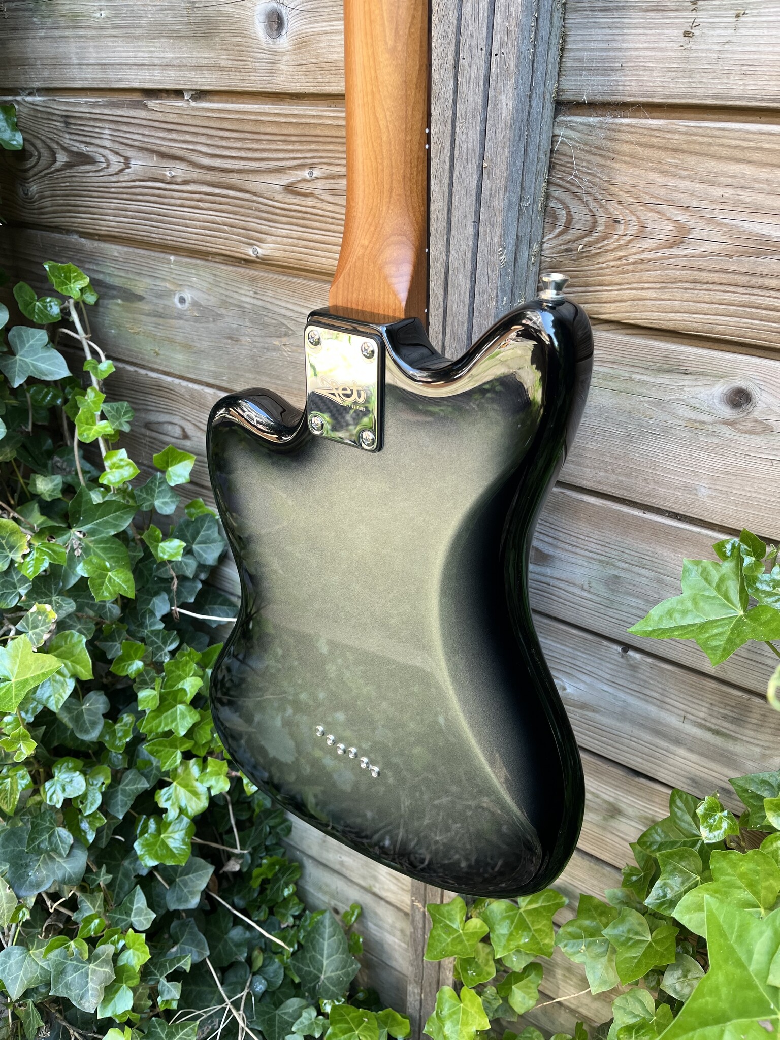 JET Guitars Jet Baritone JJ-350 Moonburst