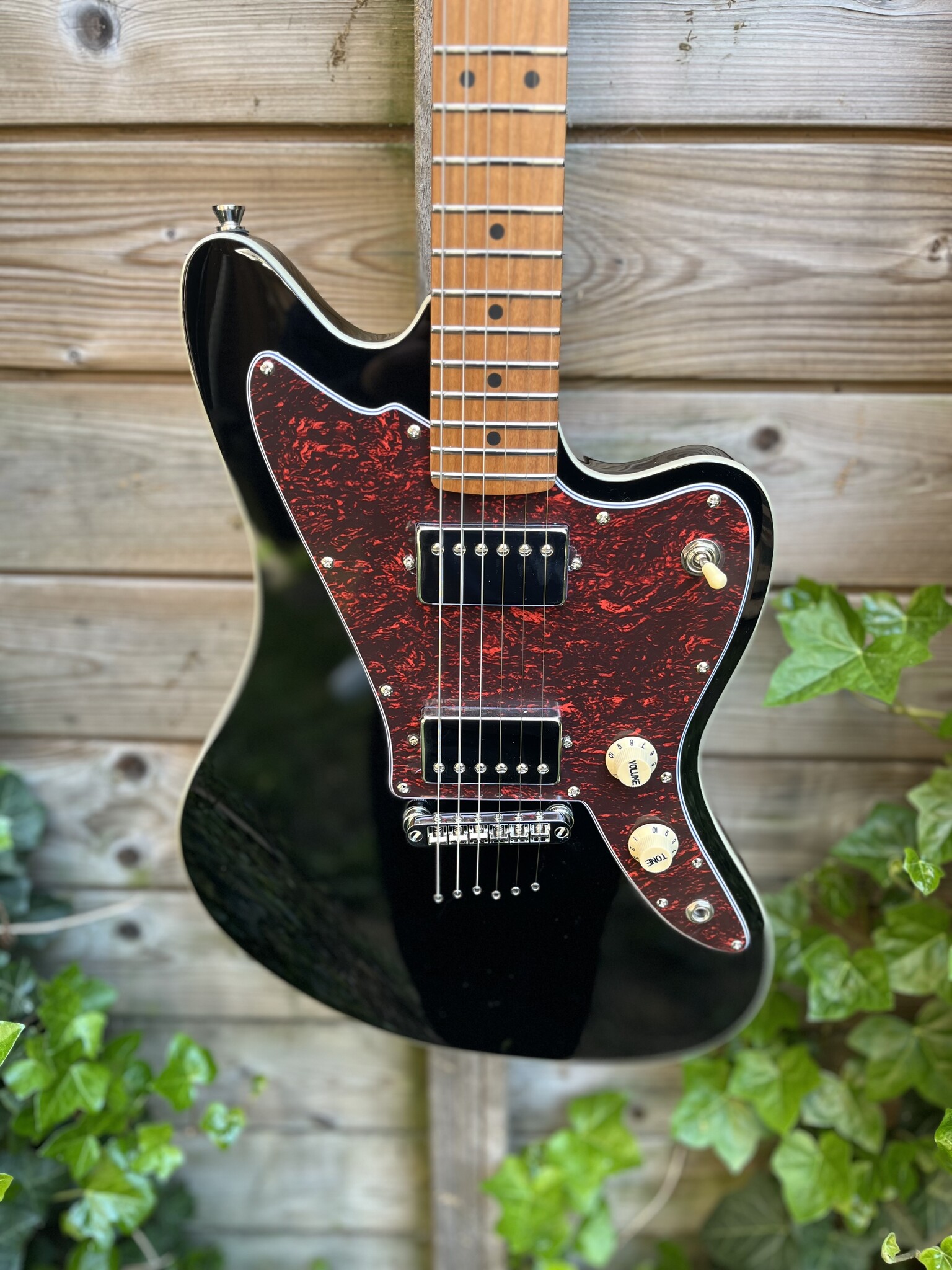 JET Guitars Jet Offset JJ-350 Black