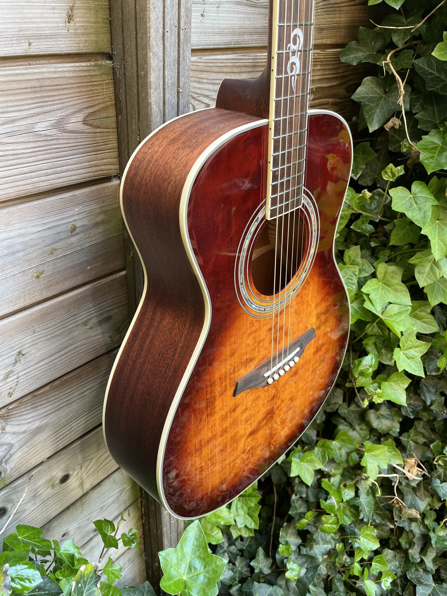 You's You's Guitars O100E Vintage Burst