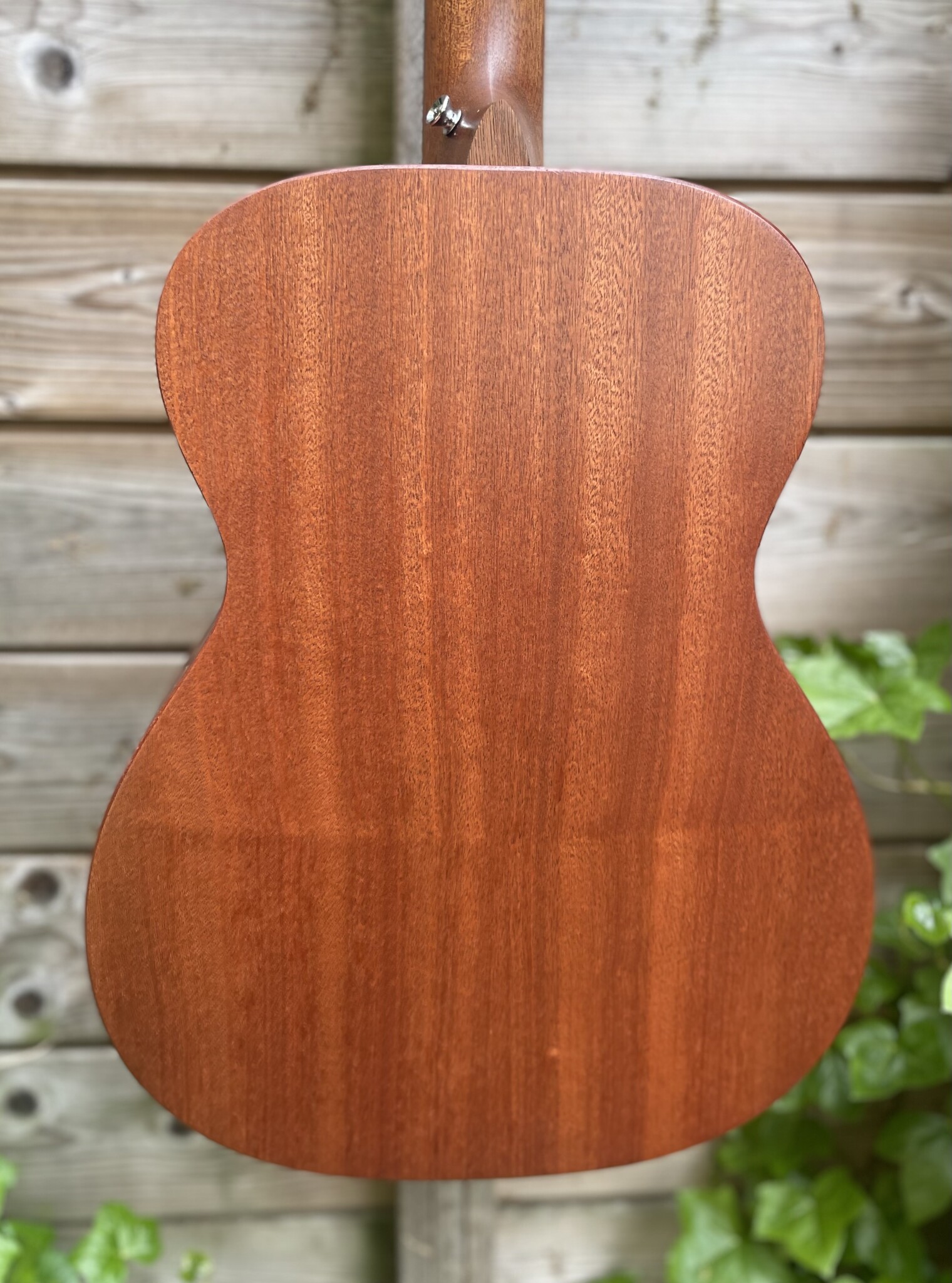 C. F. Martin & Co. Martin 000JrE Sapele