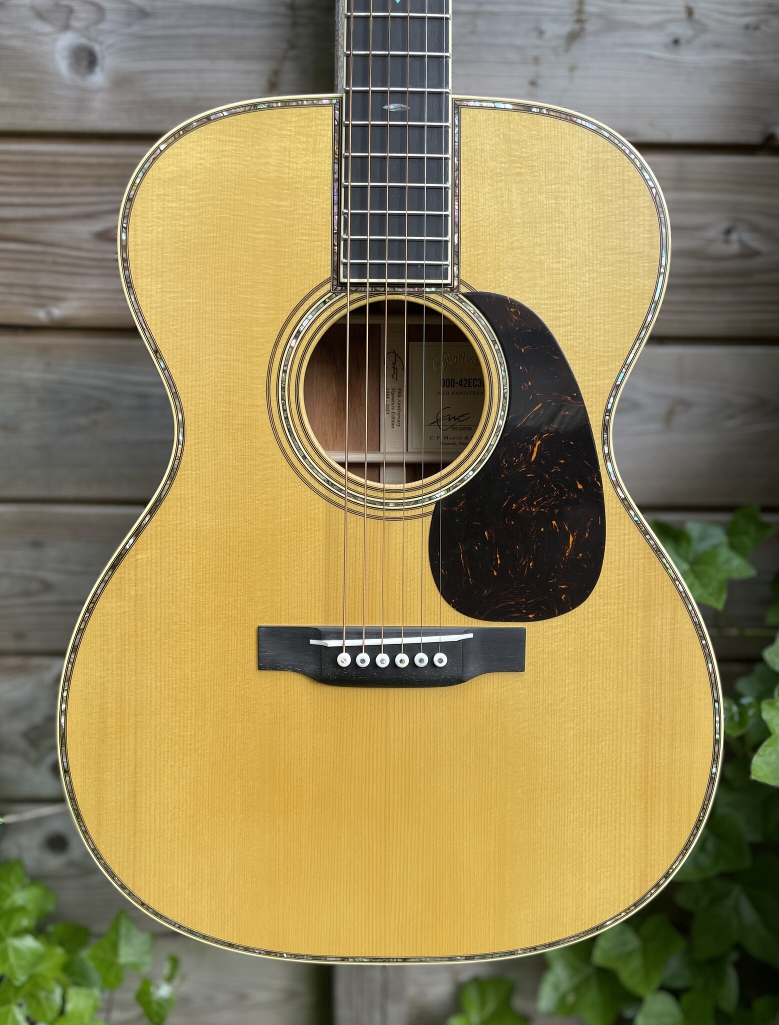 C. F. Martin & Co. Martin 000-42 Eric Clapton 30th Anniversary