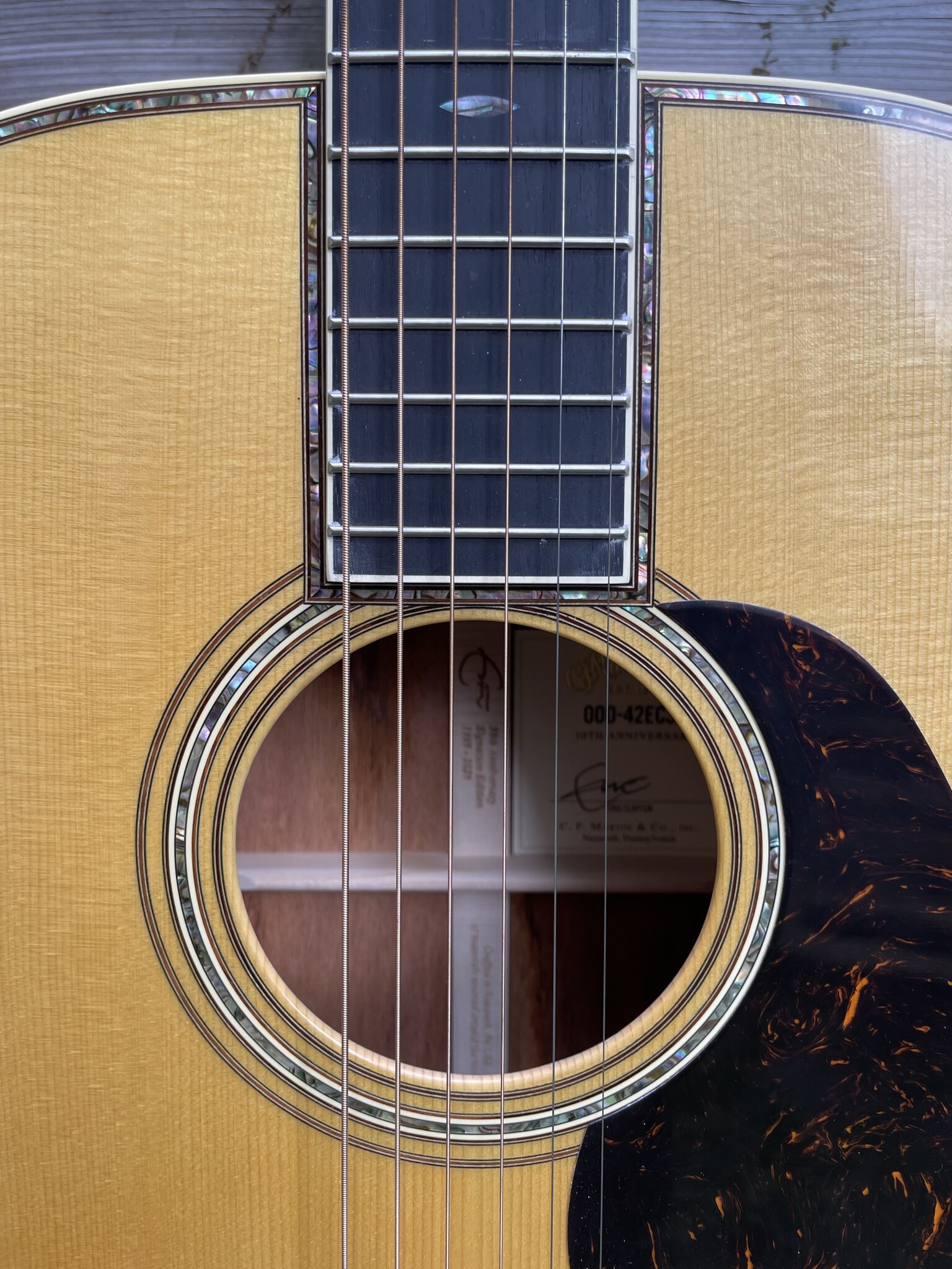 C. F. Martin & Co. Martin 000-42 Eric Clapton 30th Anniversary