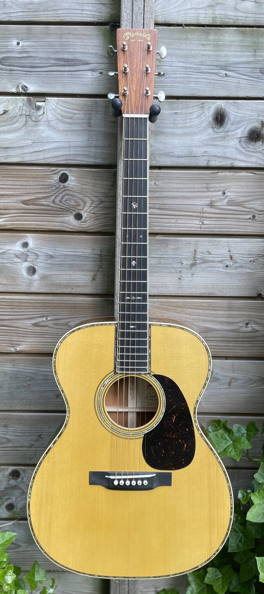 C. F. Martin & Co. Martin 000-42 Eric Clapton 30th Anniversary